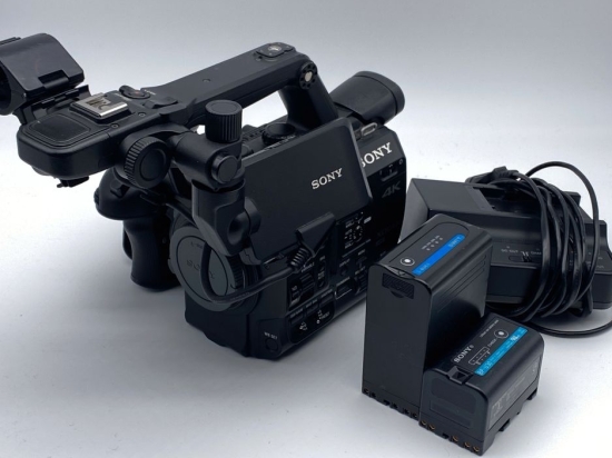 Sony PXW-FS5 Camera 4K Super 35 + Mise a jour RAW