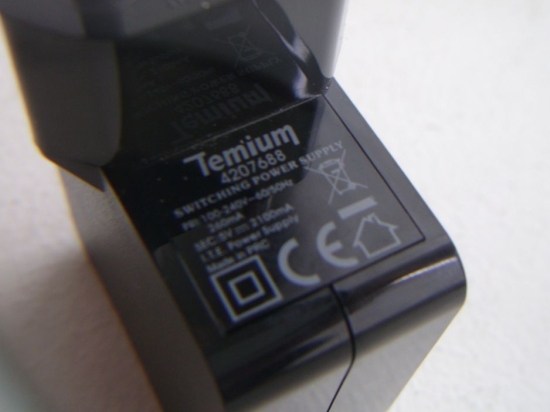 Chargeur TEMIUM avec câble micro USB