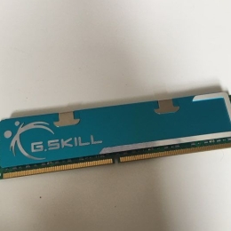 Donne Barrette de RAM G.Skill 1 Go DDR2