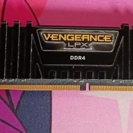 1 barrette de RAM CORSAIR Vengeance LPX DDR4 8G 2666MZH CAS 16
