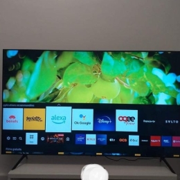 Smart tv télé télévision Samsung 165cm 4k 65