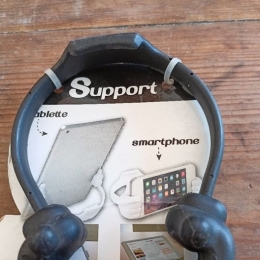 Support smartphone