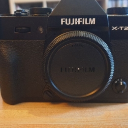 Fujifilm X-T20 + Fujinon XF 18-55mm 2.8-4 + Fujinon XF 27mm 2.8
